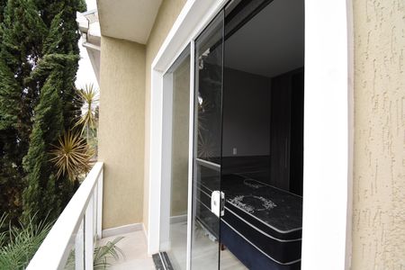 Sacada da Suíte 2 de casa de condomínio para alugar com 2 quartos, 123m² em Cachoeira, Curitiba
