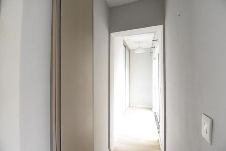 Casa de condomínio para alugar com 123m², 2 quartos e 1 vagaCorredor