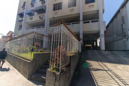 Apartamento à venda com 75m², 2 quartos e 1 vaga Apartamento à venda com 75m², 2 quartos e 1 vagaFachada