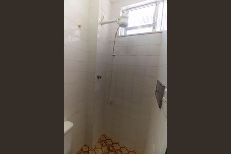 Apartamento à venda com 75m², 2 quartos e 1 vaga Apartamento à venda com 75m², 2 quartos e 1 vagaBanheiro de serviço
