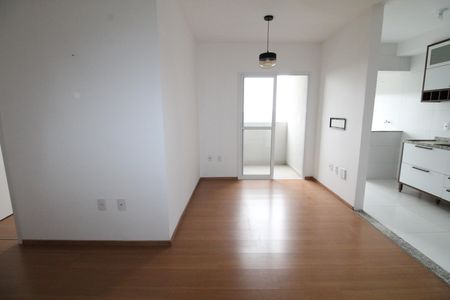 Apartamento para alugar com 66m², 3 quartos e 2 vagasSala