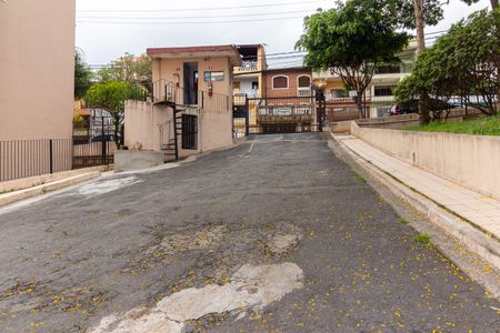 Apartamento para alugar com 59m², 2 quartos e 1 vaga Apartamento para alugar com 59m², 2 quartos e 1 vagaEntrada de Veículos