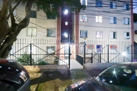 Apartamento para alugar com 59m², 2 quartos e 1 vaga Apartamento para alugar com 59m², 2 quartos e 1 vagaFachada