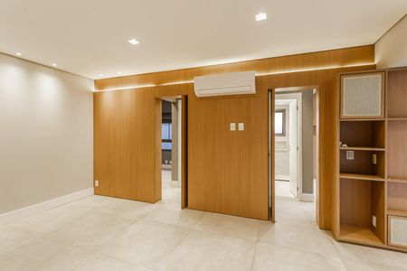Sala de apartamento à venda com 2 quartos, 115m² em Indianópolis, São Paulo