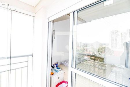 Apartamento à venda com 65m², 2 quartos e 1 vaga Apartamento à venda com 65m², 2 quartos e 1 vagaVaranda