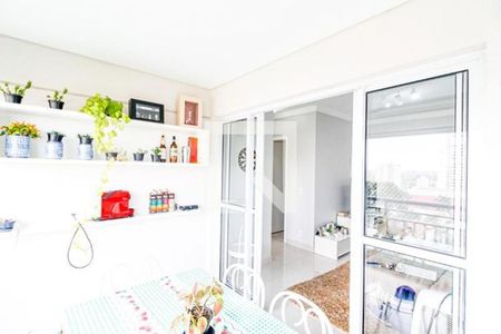 Apartamento à venda com 65m², 2 quartos e 1 vaga Apartamento à venda com 65m², 2 quartos e 1 vagaVaranda