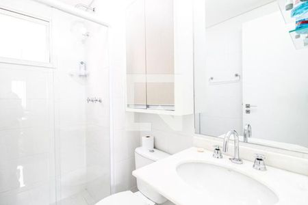 Apartamento à venda com 65m², 2 quartos e 1 vaga Apartamento à venda com 65m², 2 quartos e 1 vagaBanheiro