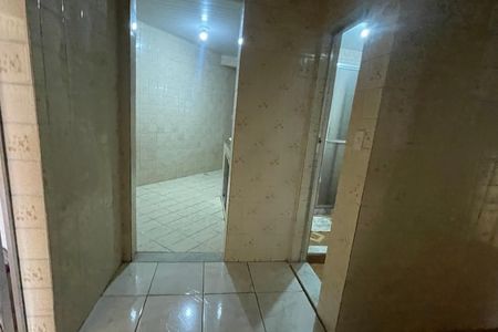 Casa para alugar com 1m², 2 quartos e sem vaga Casa para alugar com 1m², 2 quartos e sem vagaCorredor