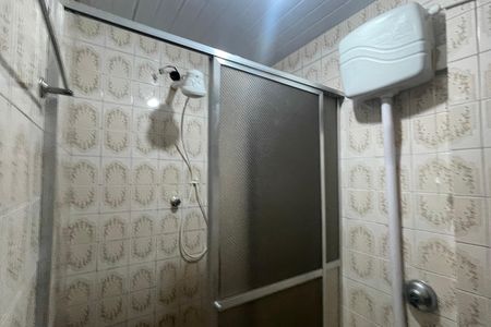 Casa para alugar com 1m², 2 quartos e sem vaga Casa para alugar com 1m², 2 quartos e sem vagaBanheiro