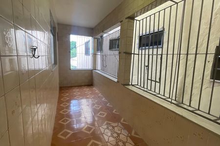 Casa para alugar com 1m², 2 quartos e sem vaga Casa para alugar com 1m², 2 quartos e sem vagaVaranda