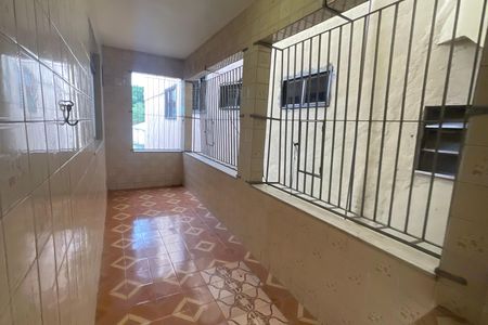 Casa para alugar com 1m², 2 quartos e sem vaga Casa para alugar com 1m², 2 quartos e sem vagaVaranda