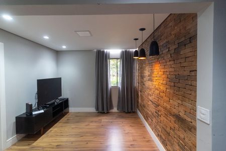 Sala de apartamento para alugar com 2 quartos, 55m² em Jardim Taquaral, São Paulo