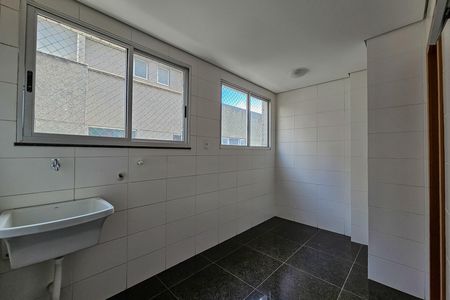 Apartamento à venda com 3 quartos, 144m² em Buritis, Belo Horizonte