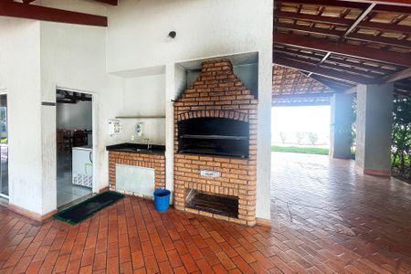 Apartamento para alugar com 50m², 2 quartos e 1 vaga Apartamento para alugar com 50m², 2 quartos e 1 vagaÁrea comum - Churrasqueira