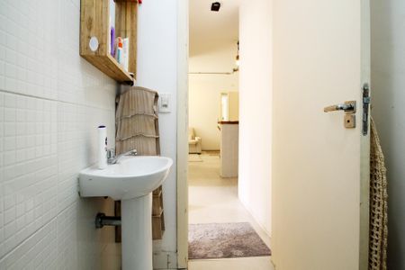 Apartamento para alugar com 50m², 2 quartos e 1 vaga Apartamento para alugar com 50m², 2 quartos e 1 vagaBanheiro