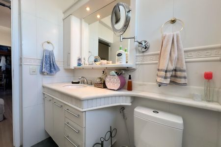 Apartamento à venda com 267m², 4 quartos e 2 vagas