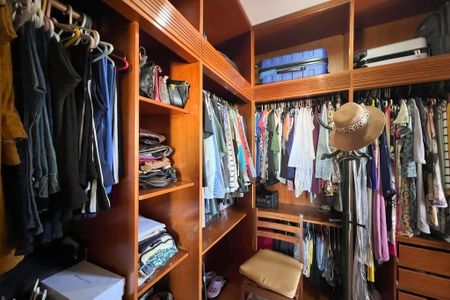 Apartamento à venda com 267m², 4 quartos e 2 vagas