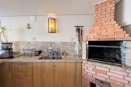 Apartamento à venda com 267m², 4 quartos e 2 vagas