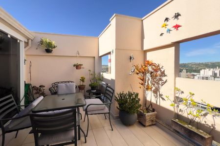 Apartamento à venda com 267m², 4 quartos e 2 vagas