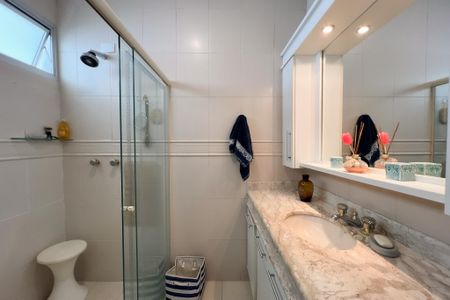 Apartamento à venda com 267m², 4 quartos e 2 vagas