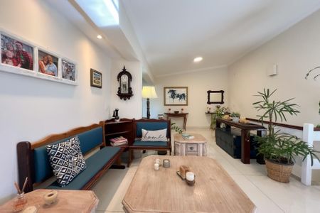 Apartamento à venda com 267m², 4 quartos e 2 vagas