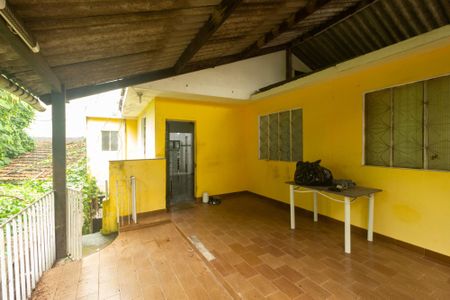 Casa para alugar com 100m², 3 quartos e 1 vaga Casa para alugar com 100m², 3 quartos e 1 vagaVaranda