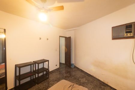 Casa para alugar com 100m², 3 quartos e 1 vaga Casa para alugar com 100m², 3 quartos e 1 vagaQuarto 1
