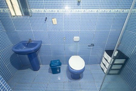Casa para alugar com 100m², 3 quartos e 1 vaga Casa para alugar com 100m², 3 quartos e 1 vagaBanheiro