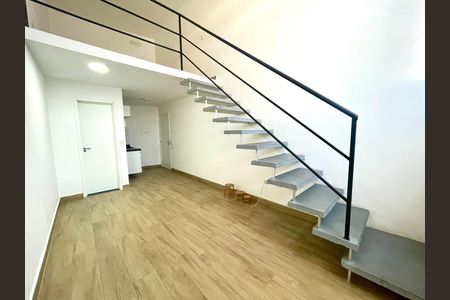 Sala/Cozinha de casa de condomínio para alugar com 1 quarto, 45m² em Vila Anglo Brasileira, São Paulo