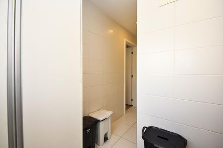 Apartamento à venda com 89m², 2 quartos e 2 vagas Apartamento à venda com 89m², 2 quartos e 2 vagaslavanderia