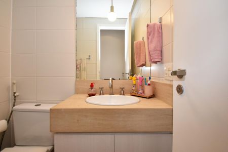 Apartamento à venda com 89m², 2 quartos e 2 vagas Apartamento à venda com 89m², 2 quartos e 2 vagasbanheiro suite 1