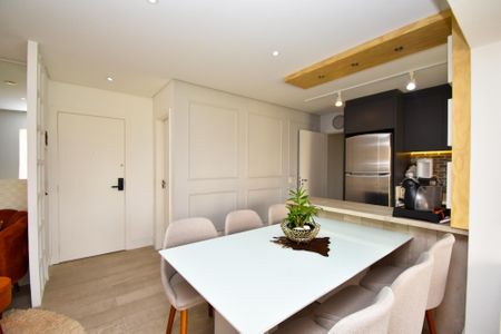 Apartamento à venda com 89m², 2 quartos e 2 vagas Apartamento à venda com 89m², 2 quartos e 2 vagassala de jantar