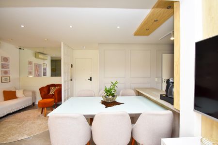 Apartamento à venda com 89m², 2 quartos e 2 vagas Apartamento à venda com 89m², 2 quartos e 2 vagassala de jantar