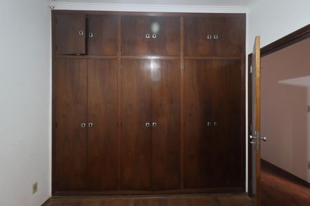 Casa para alugar com 123m², 3 quartos e 4 vagasQuarto 1