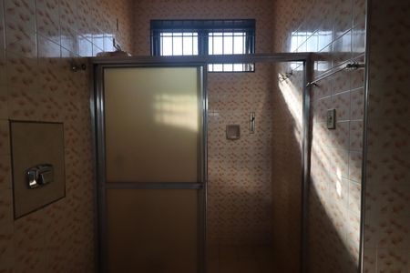 Casa para alugar com 123m², 3 quartos e 4 vagasBanheiro da Suíte