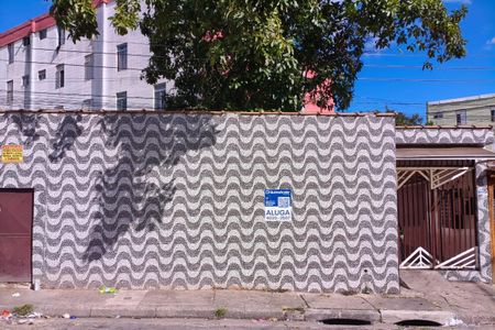 Apartamento para alugar com 46m², 2 quartos e 1 vaga Apartamento para alugar com 46m², 2 quartos e 1 vagaFachada