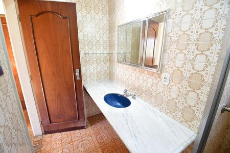 Casa para alugar com 280m², 4 quartos e 2 vagasBanheiro Suíte