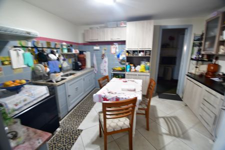 Casa para alugar com 280m², 4 quartos e 2 vagasCozinha 2