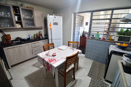 Casa para alugar com 280m², 4 quartos e 2 vagasCozinha 2