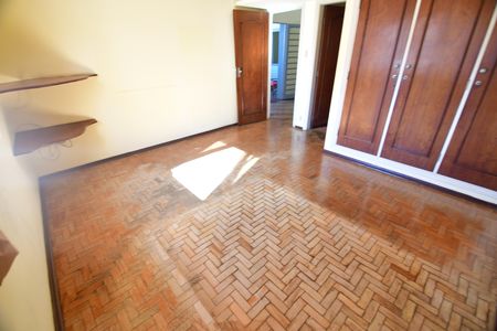 Casa para alugar com 280m², 4 quartos e 2 vagasQuarto 3 - Suíte