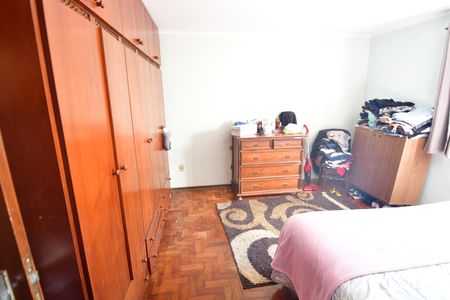 Casa para alugar com 280m², 4 quartos e 2 vagasQuarto 4