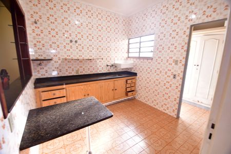 Casa para alugar com 280m², 4 quartos e 2 vagasCozinha