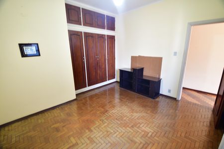 Casa para alugar com 280m², 4 quartos e 2 vagasQuarto 1