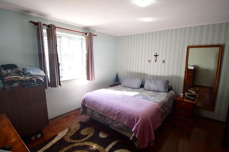 Casa para alugar com 280m², 4 quartos e 2 vagasQuarto 4
