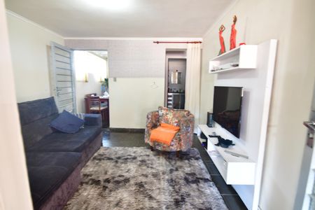 Casa para alugar com 280m², 4 quartos e 2 vagasSala 2