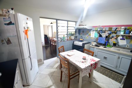 Casa para alugar com 280m², 4 quartos e 2 vagasCozinha 2