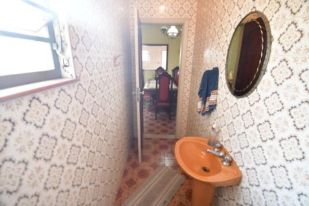 Casa para alugar com 280m², 4 quartos e 2 vagasLavabo