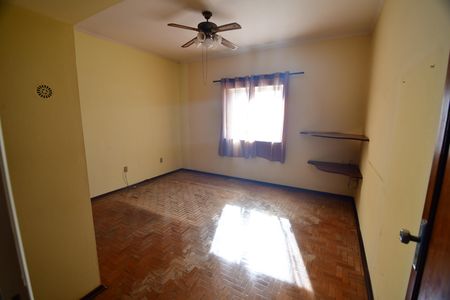 Casa para alugar com 280m², 4 quartos e 2 vagasQuarto 3 - Suíte