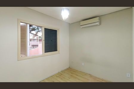 Casa para alugar com 200m², 3 quartos e 4 vagas Casa para alugar com 200m², 3 quartos e 4 vagasSuite