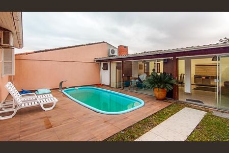 Casa para alugar com 200m², 3 quartos e 4 vagas Casa para alugar com 200m², 3 quartos e 4 vagasQuintal